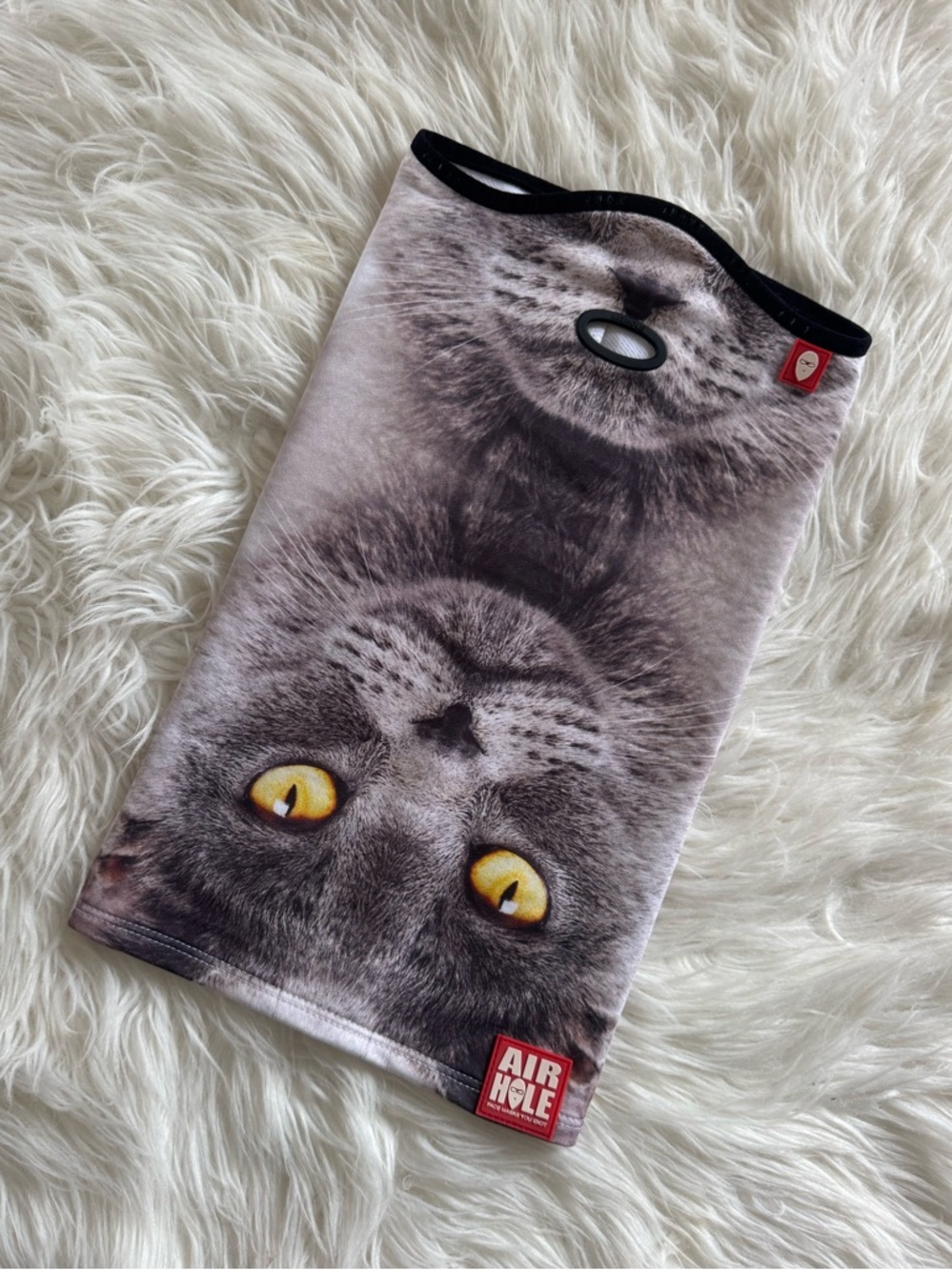 AIRHOLE airtube neck gaiter for skiing/snowboarding grey cat design